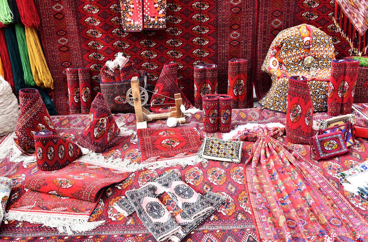 Sultan Raev: A Special People Live in Turkmenistan, Carefully Preserving the Symbols of Their Unique Identity