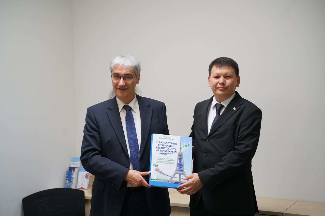 A delegation from a Turkmen university is on a working visit to Zwickau