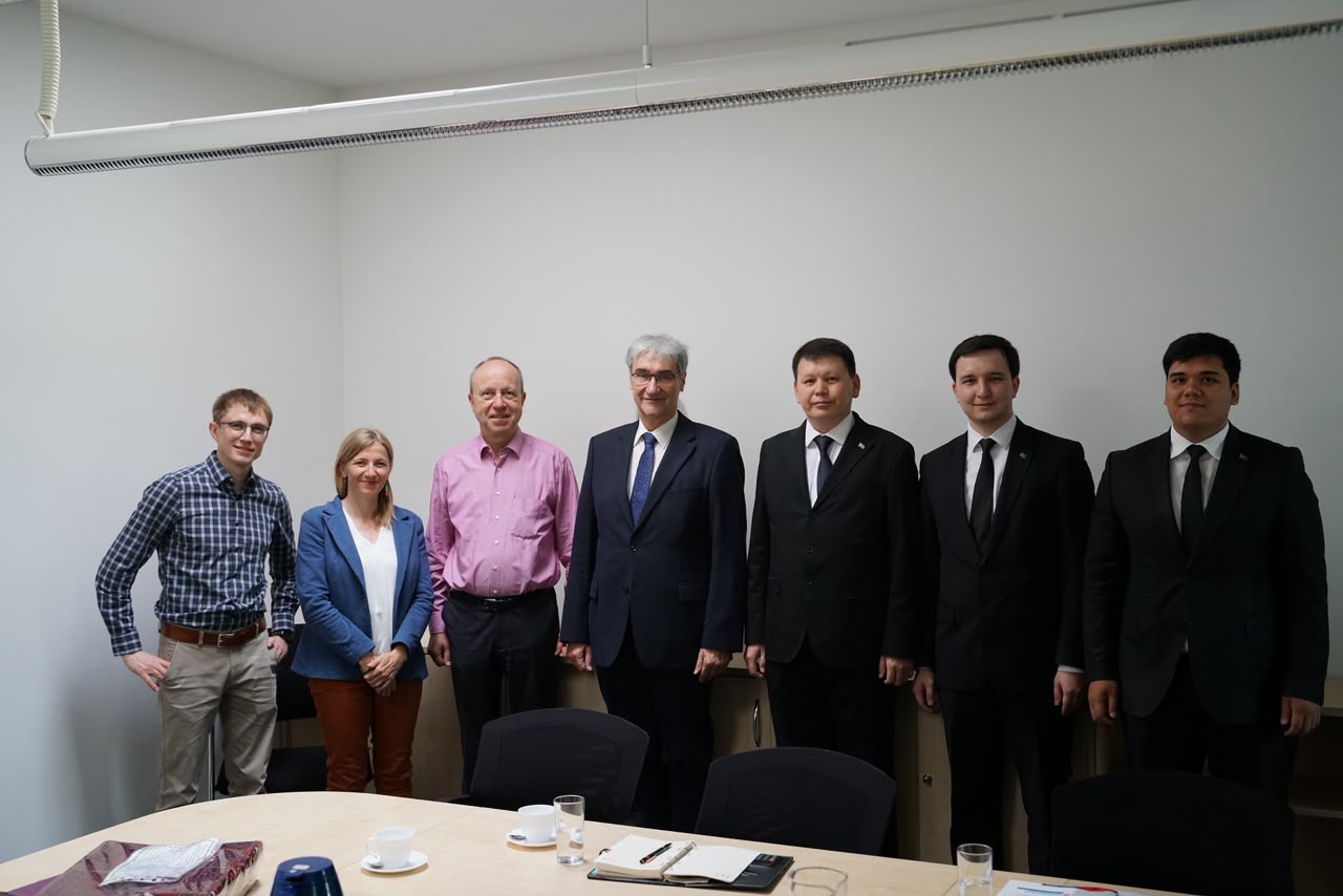 A delegation from a Turkmen university is on a working visit to Zwickau