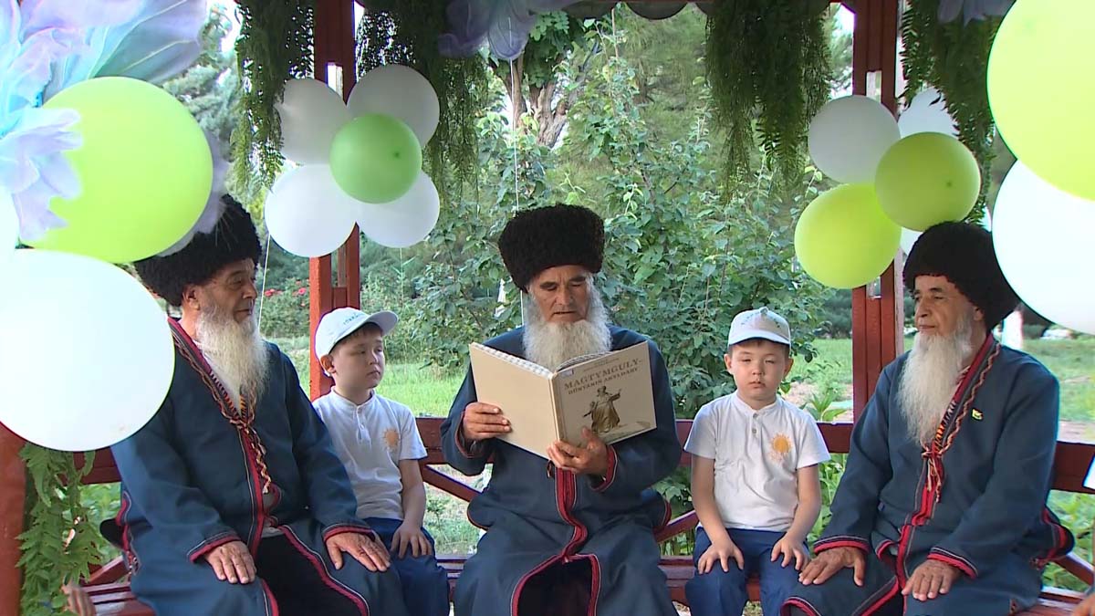 Çagalaryň tomusky dynç alyş möwsümi dowam edýär