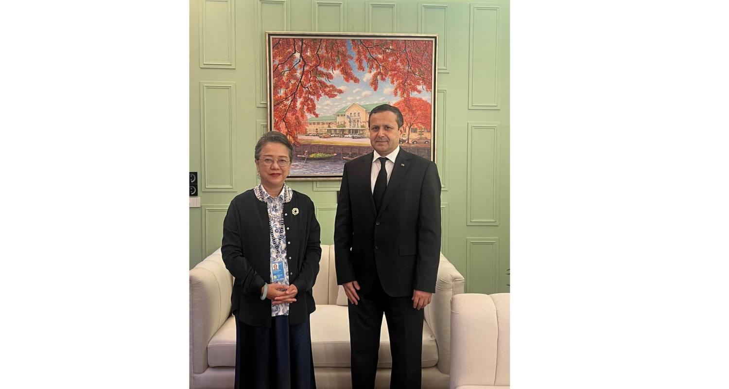 Ambassador of Turkmenistan met with the Executive Secretary of UNESCAP Ms. Armida Salsiah Alisjahbana