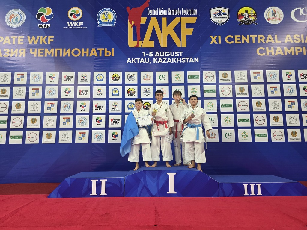Каратисты Туркменистана завоевали 4 медали в первый день на чемпионате Центральной Азии в Актау