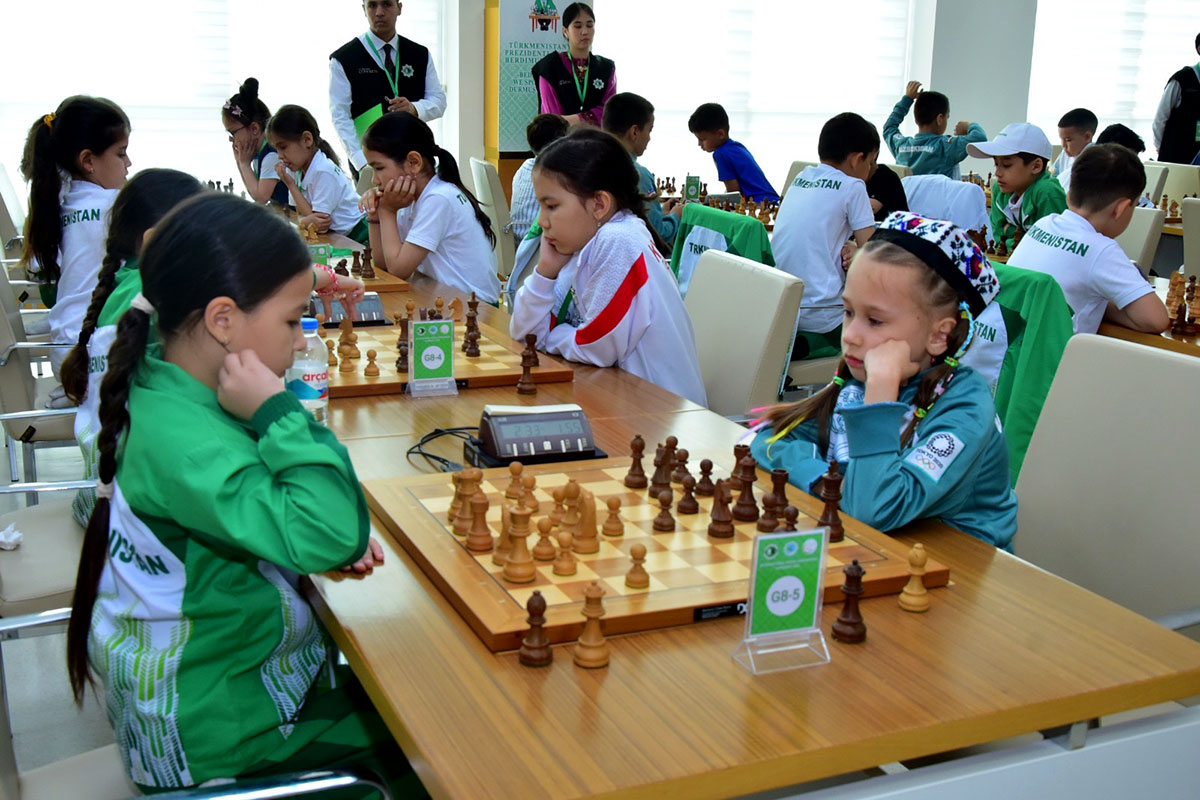 В Ашхабаде стартовал международный турнир Kids Expo Chess Cup 2026