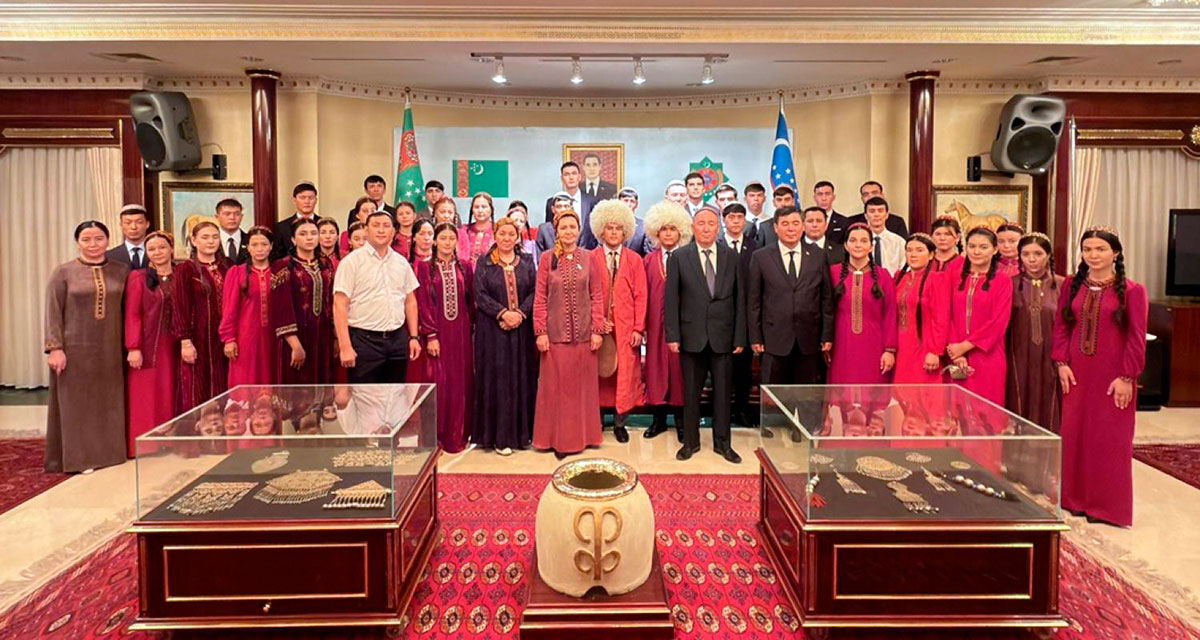 Conference dedicated to the upcoming meeting of the Halk Maslahaty of Turkmenistan and the International Year of International Law held in Tashkent