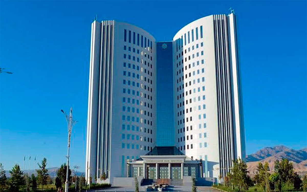 Türkmenistanyň Bilim ministrligi tarapyndan ýokary okuw mekdepleriň we mugallymlaryň reýting bahalandyrmasy düzüldi