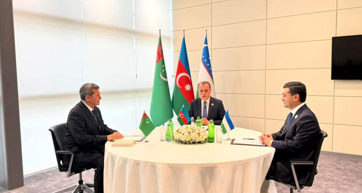 Baku şäherinde Türkmenistanyň, Azerbaýjanyň we Özbegistanyň daşary syýasat edaralarynyň ýolbaşçylarynyň duşuşygy geçirildi
