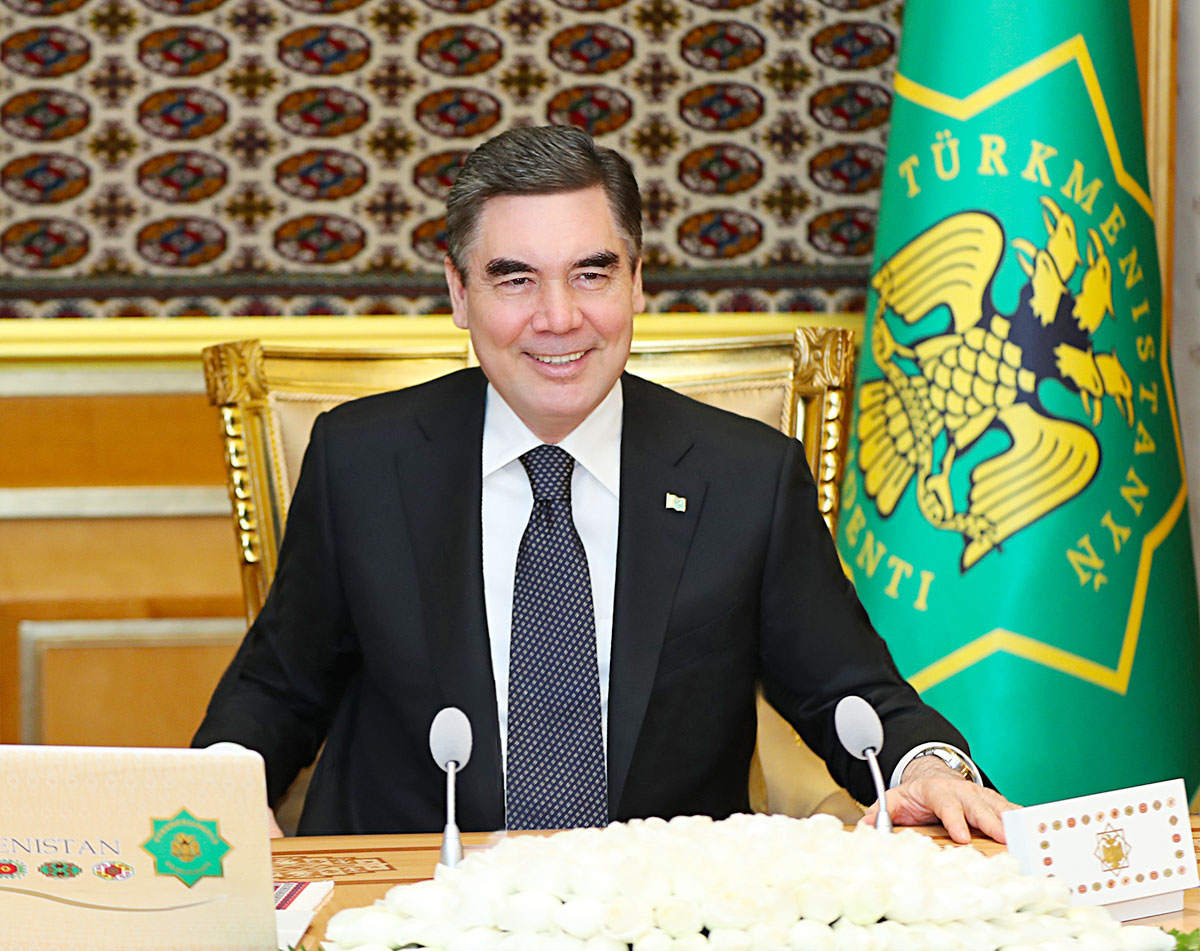 Президент туркмении биография фото