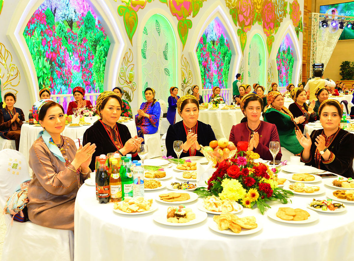 Halkara zenanlar güni mynasybetli guralan dabaralar