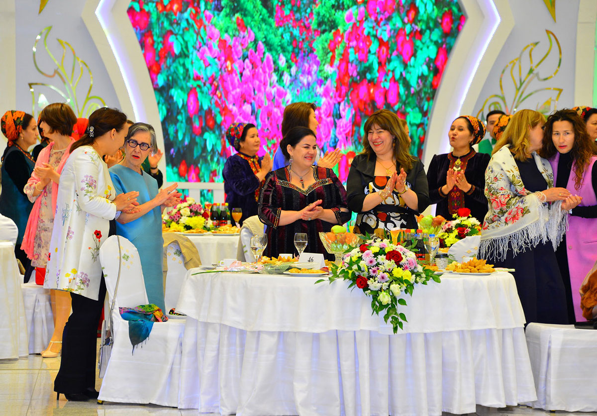 Halkara zenanlar güni mynasybetli guralan dabaralar