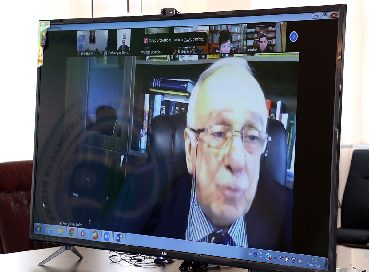 Представители дипкорпуса и общественности Грузии познакомились с достижениями Туркменистана