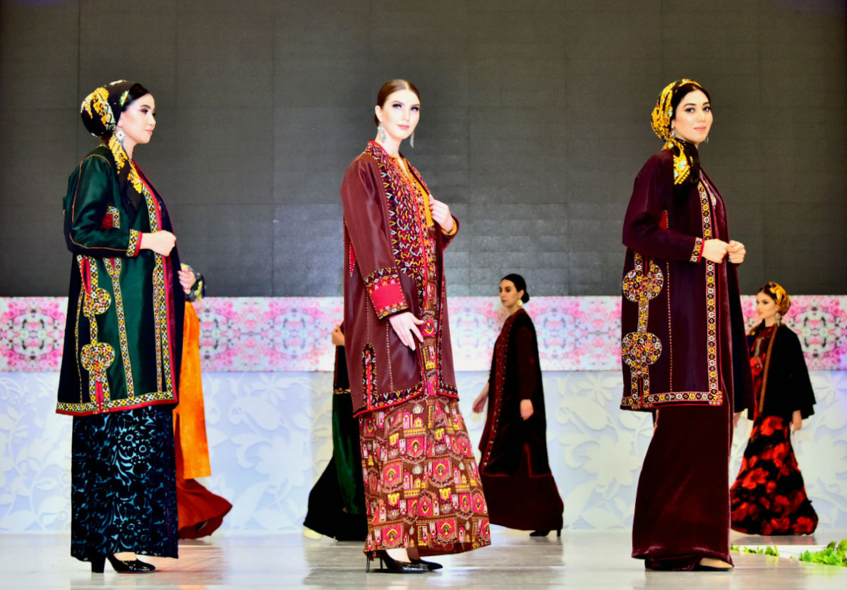 Fashion and Traditions: Turkmen Designers Present Spring Collections