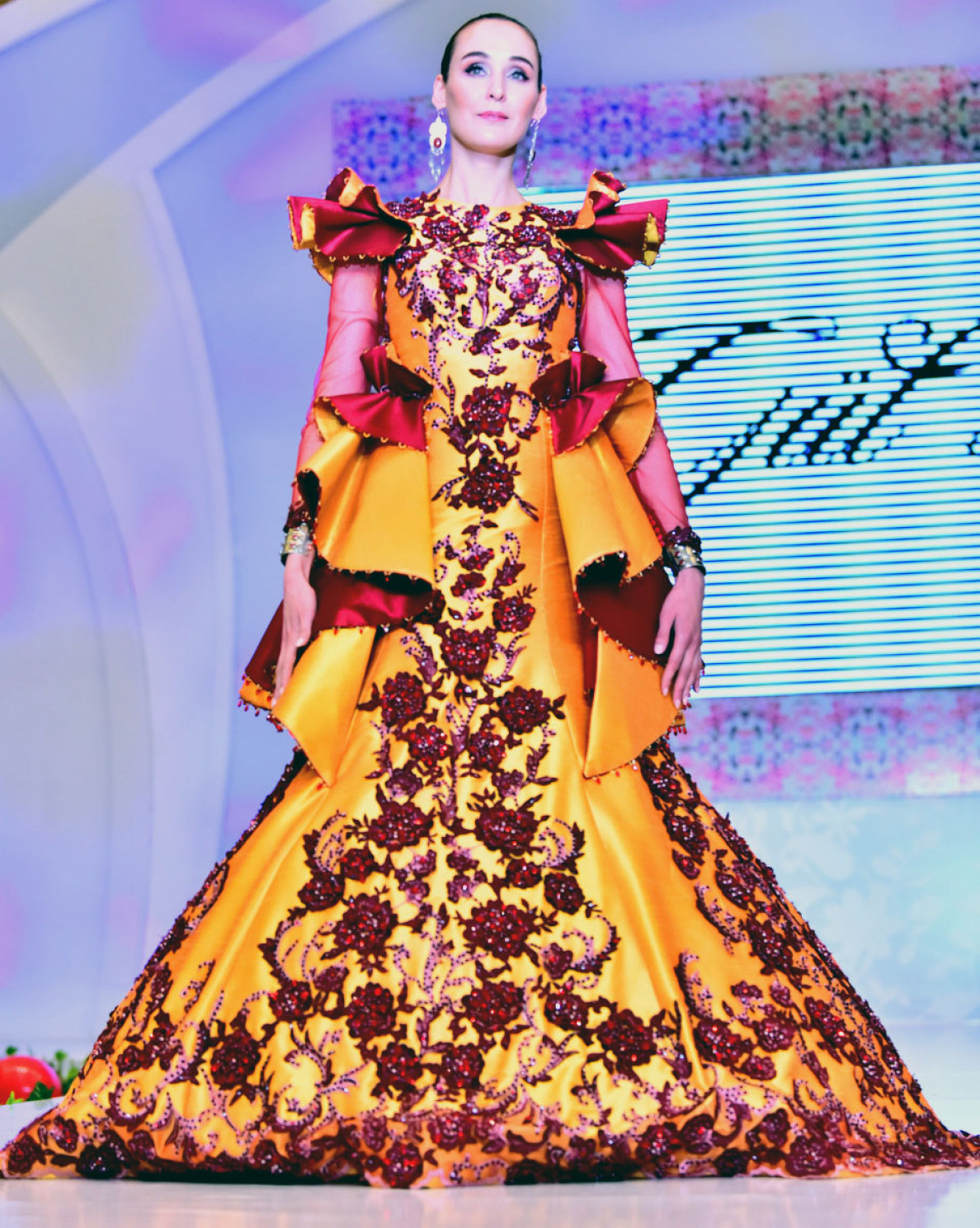 Fashion and Traditions: Turkmen Designers Present Spring Collections