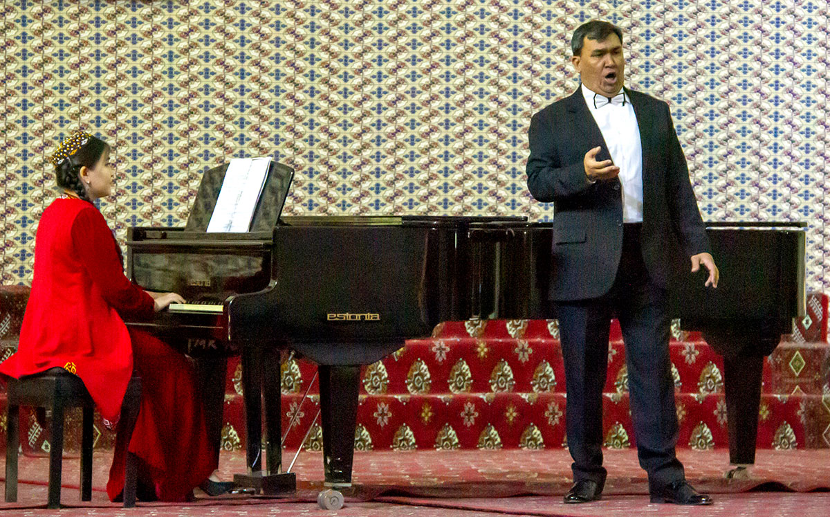 Традиции, классика, современность: новое прочтение известных мелодий