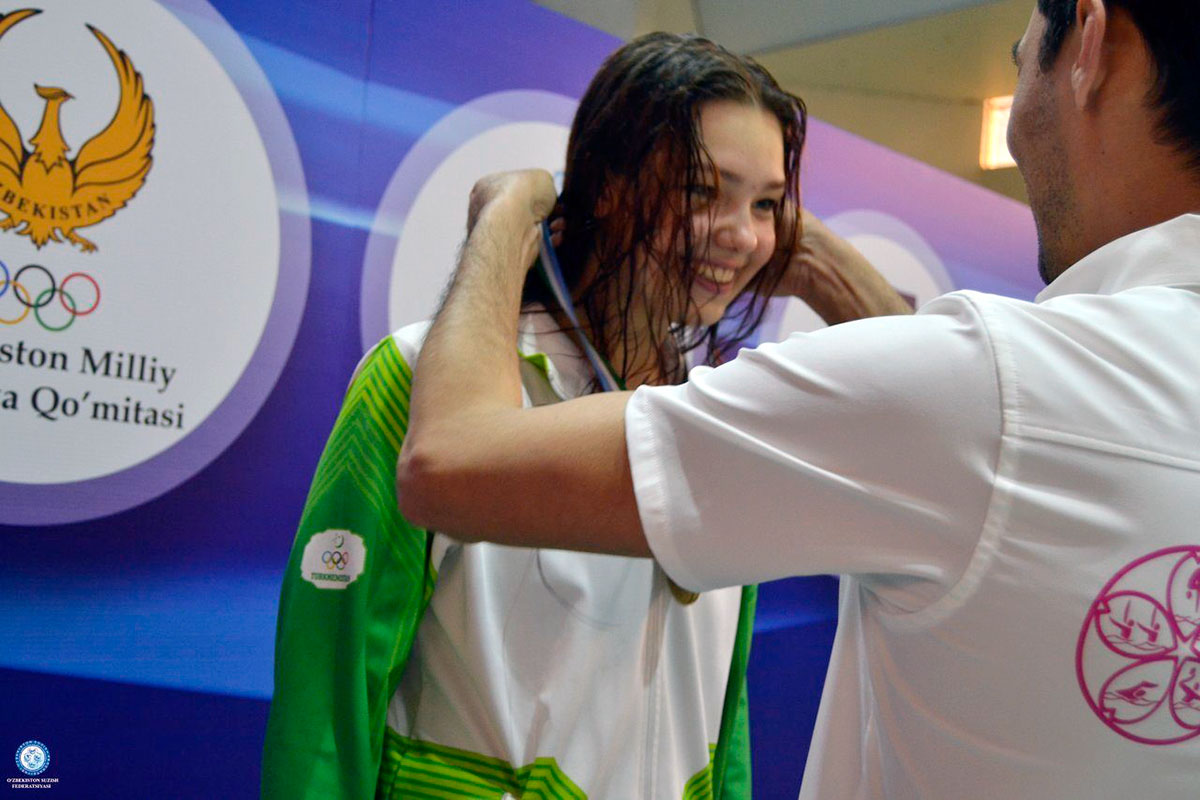 Туркменские пловцы завоевали 7 медалей и установили 5 национальных рекордов на турнире в Ташкенте