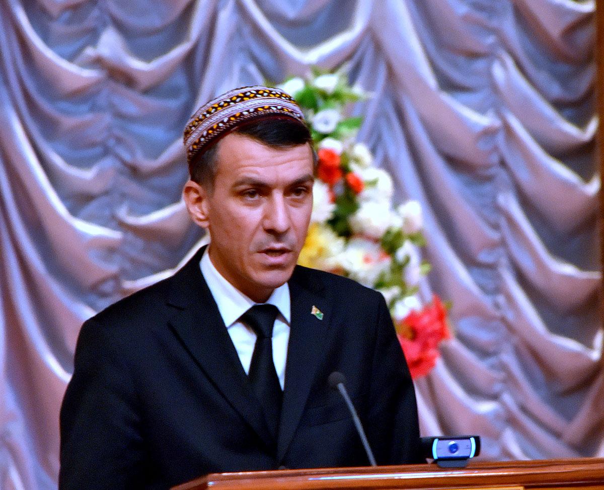 Туркменские ученые и их зарубежные коллеги обменялись мнениями о роли личности Султана Санджара в мировой истории