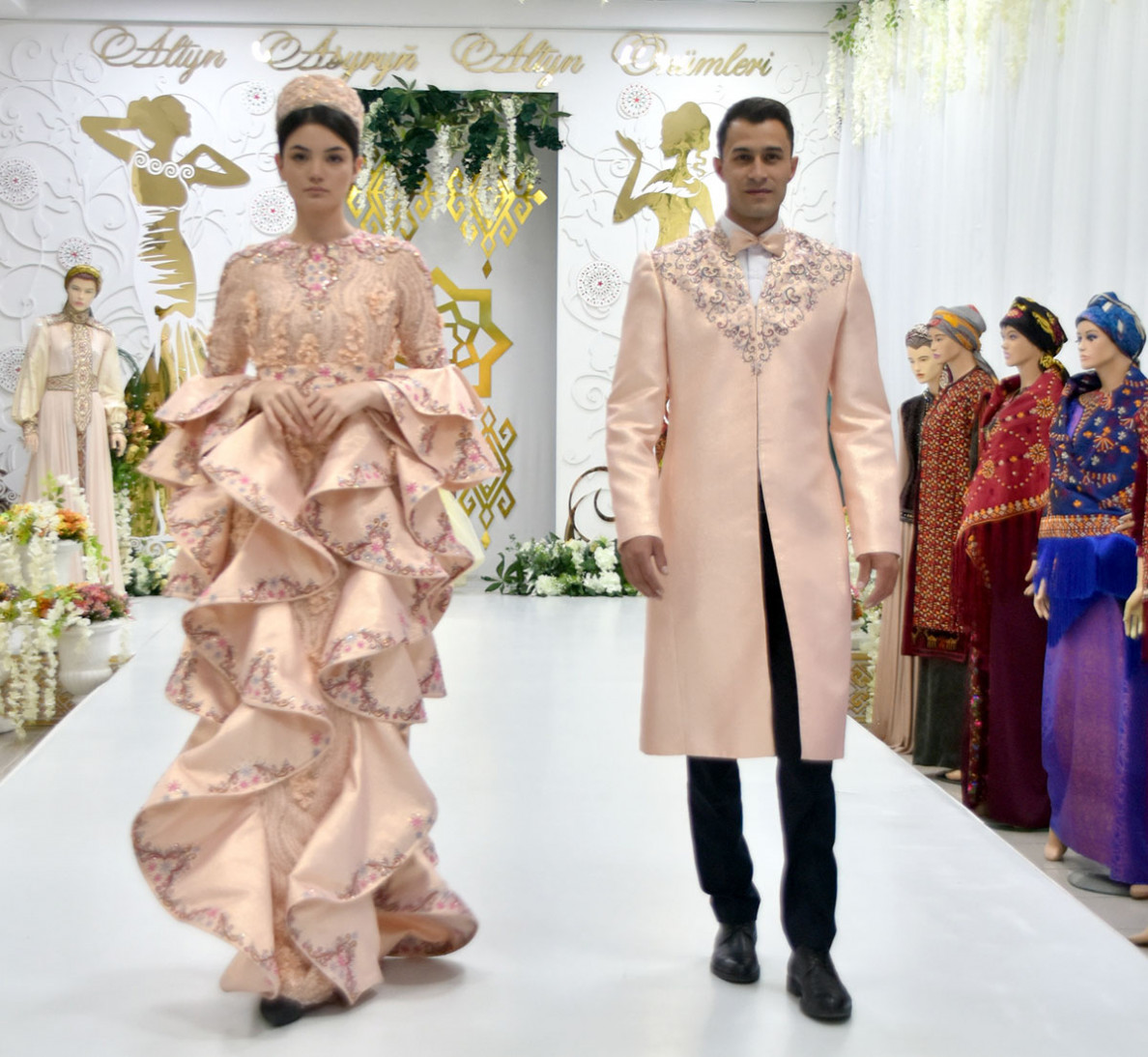 An Ethno-Style Fashion Show in the Heart of the Turkmen Capital