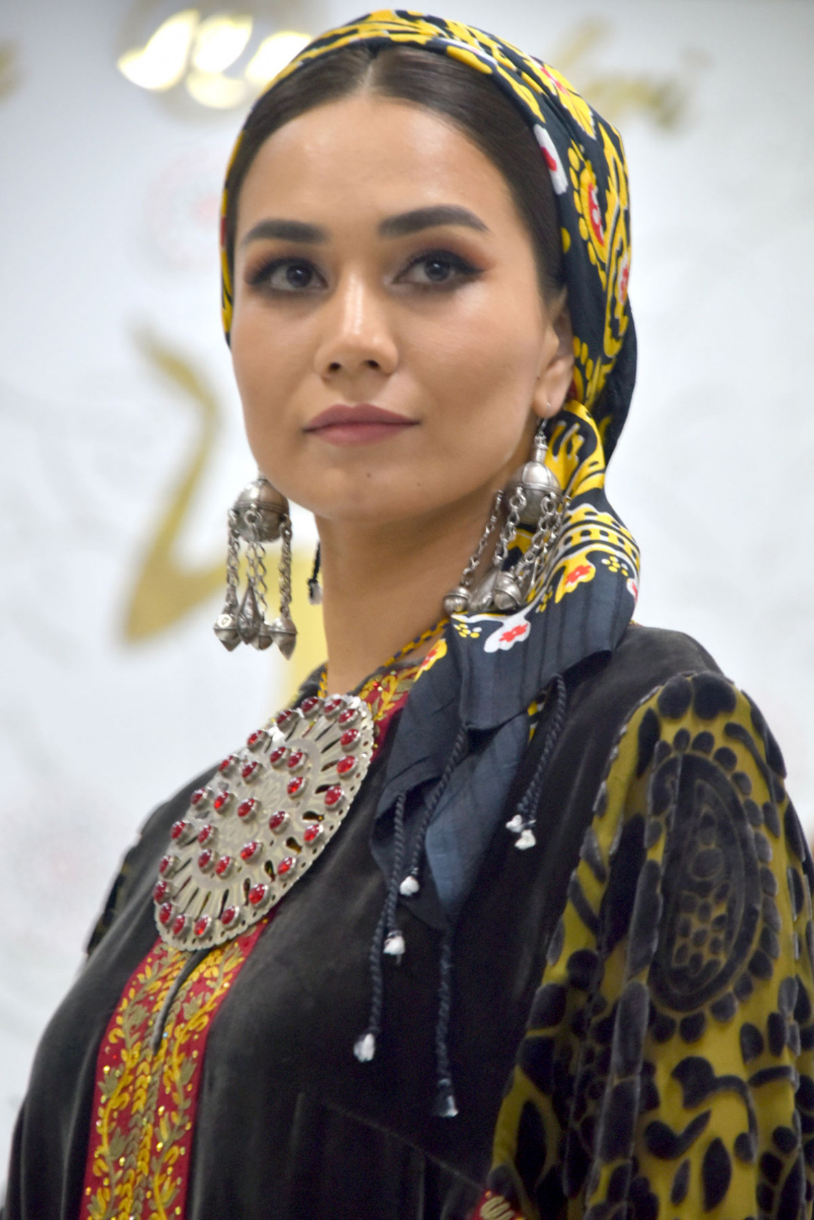 An Ethno-Style Fashion Show in the Heart of the Turkmen Capital