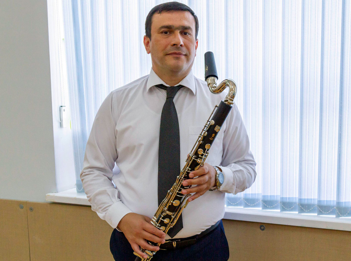 Bach and Saxophone: Music School Teachers Offer a Musical Surprise