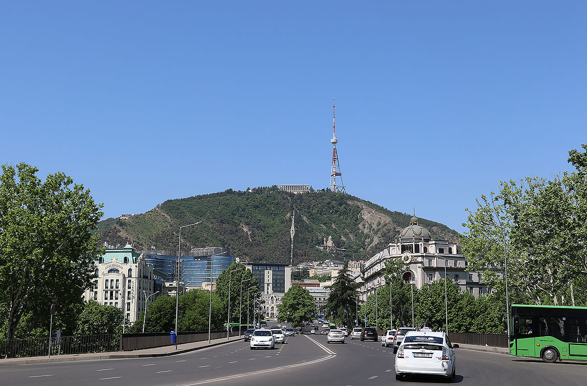 Tbilisi TV Tower shines with color of Turkmen flag