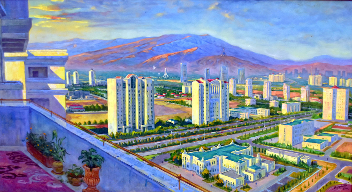 Художественная патетика: праздничная экспозиция в музее ИЗО