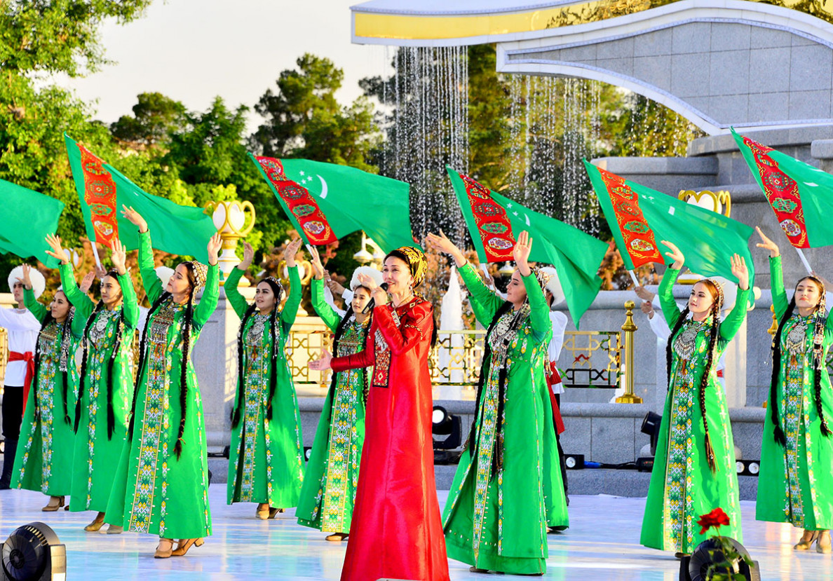 Concert of art masters is held at “White City Ashgabat” Monument