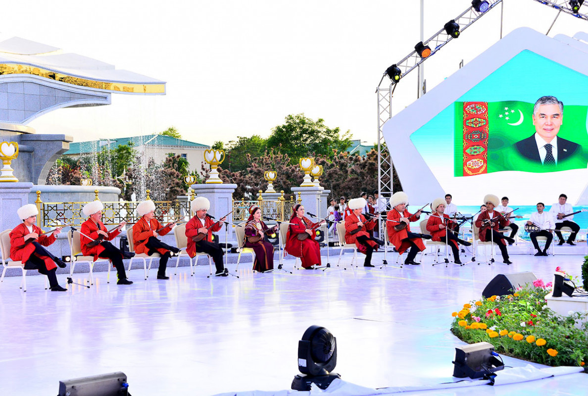 Concert of art masters is held at “White City Ashgabat” Monument