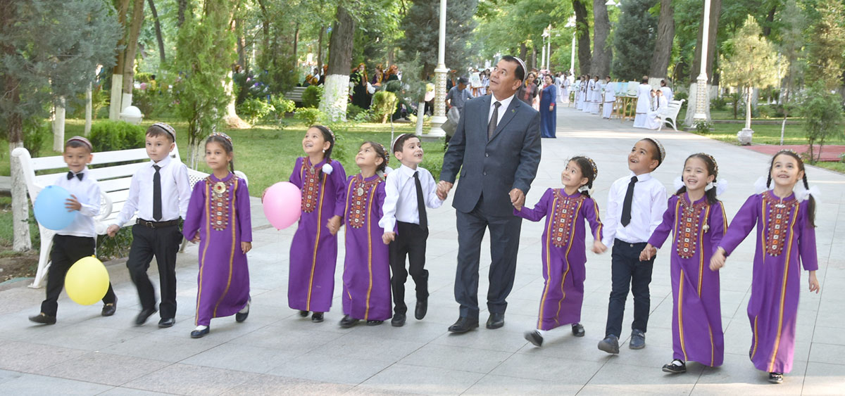 Daşary ýurtly hyzmatdaşlar bilen nobatdaky wideoduşuşyklar