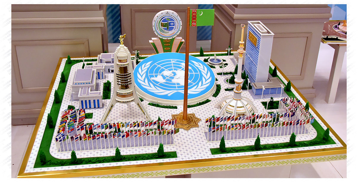 Paýtagtymyzyň 140 ýyllygyna bagyşlanan “Ak şäherim Aşgabat” atly halkara köpugurly sergi