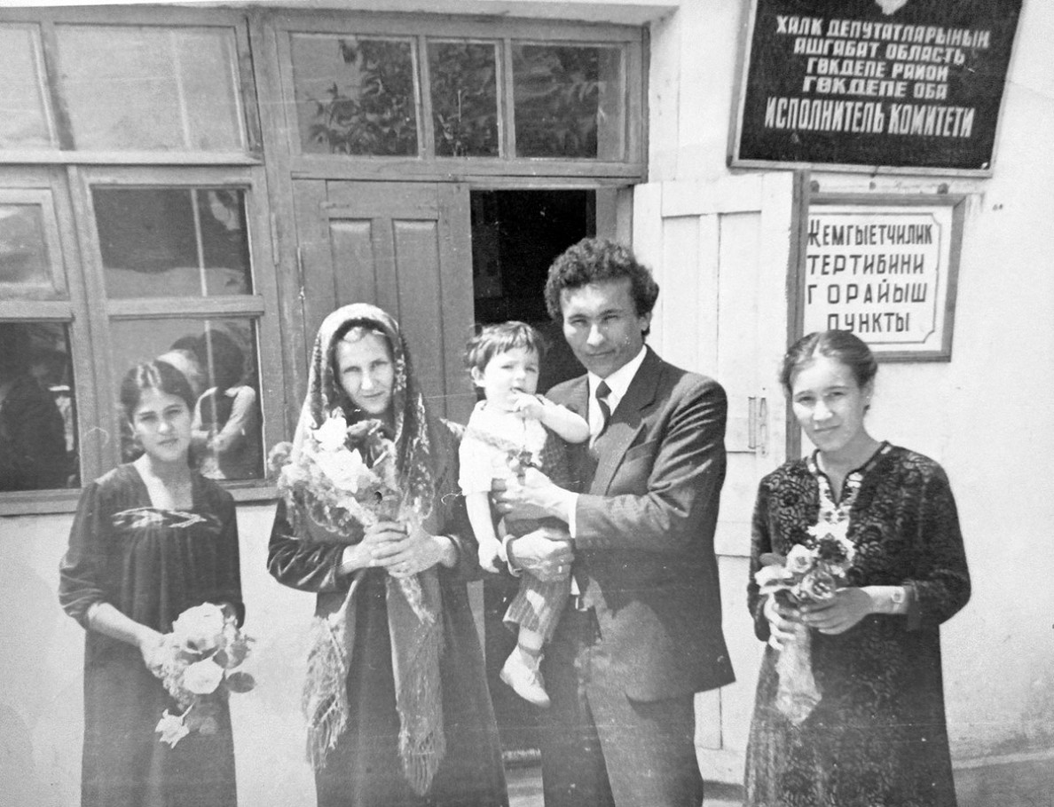 The Keeper of Traditions: A Visit to Musician Bayrammurad Soyunov