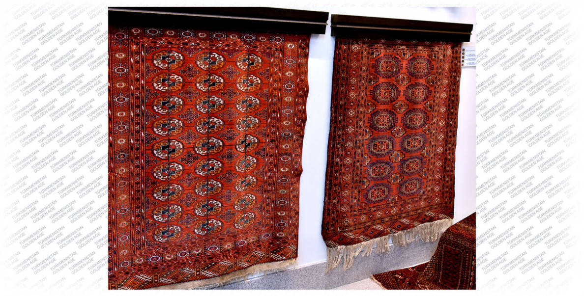 From the history of Turkmen carpet: “They have no analogue in the world…”