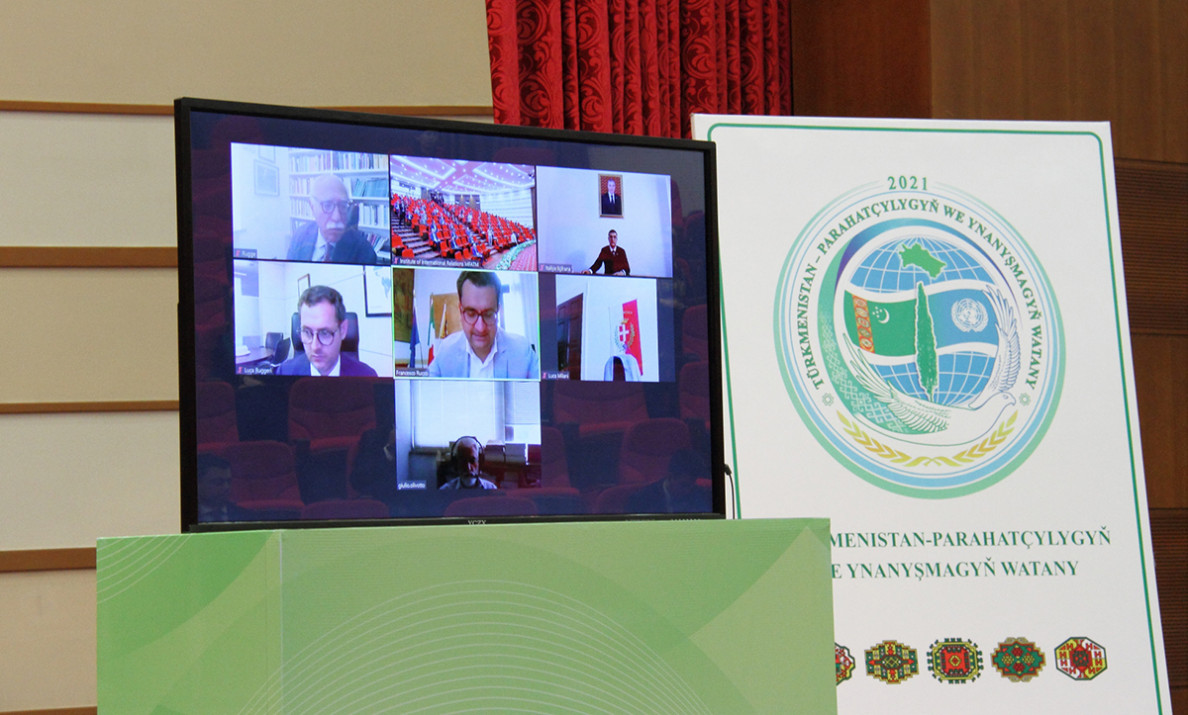 Presentation of the book "The Spiritual World of Turkmens" in Italian