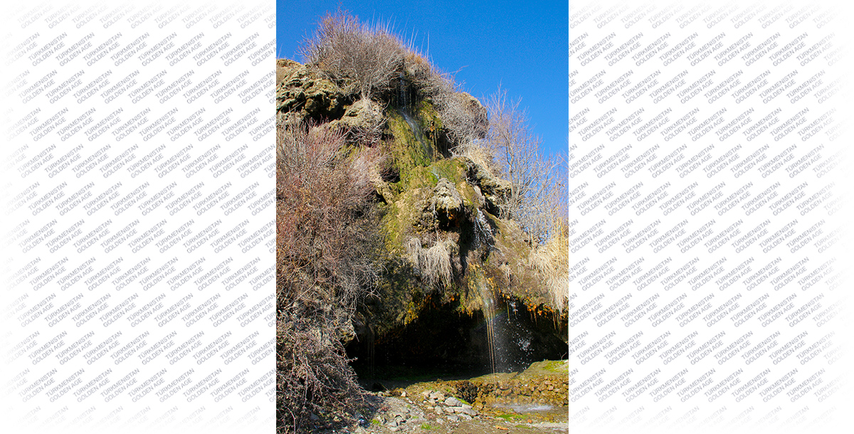 Звонкие ручьи водопада и загадки пещеры Кырк гыз