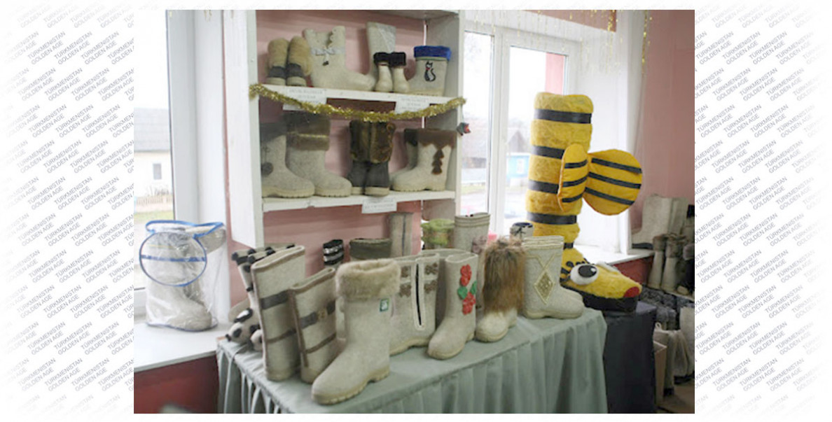 Belarusian felt boots made of Turkmen wool