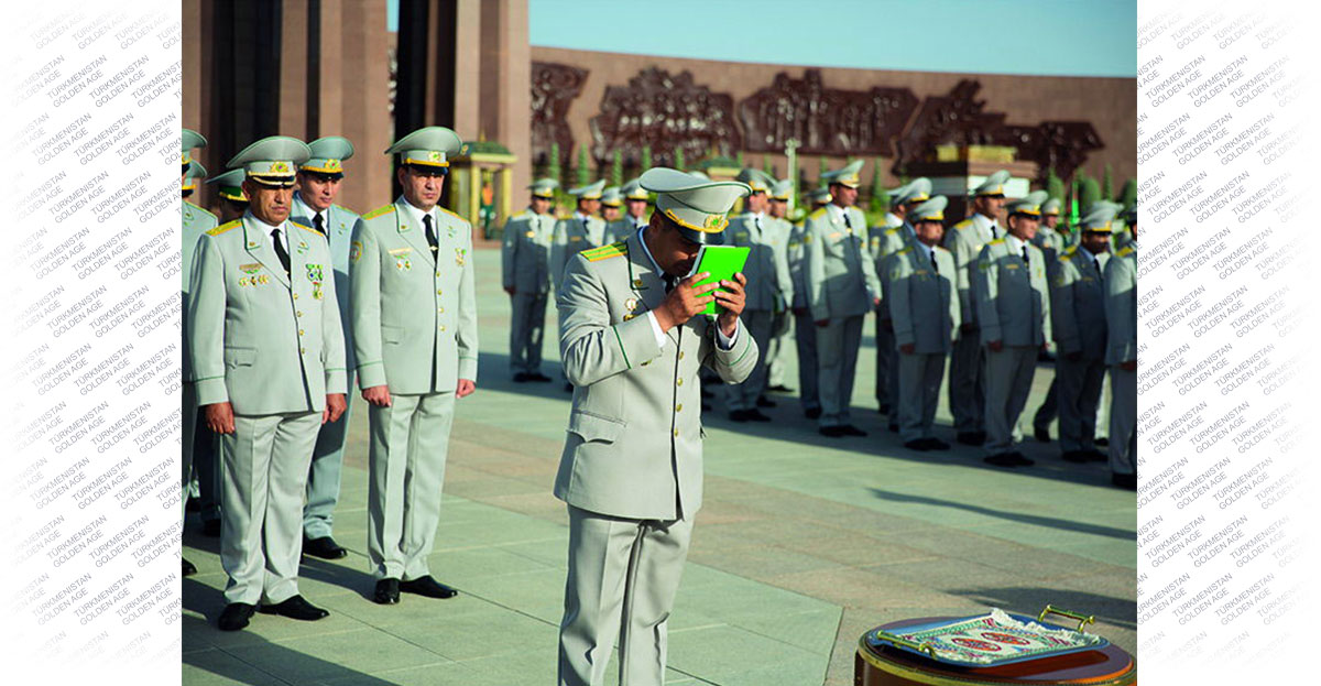 Bitarap Watanymyzyň parahatçylygynyň we  abadançylygynyň goragçylaryna  sylaglar gowşuryldy