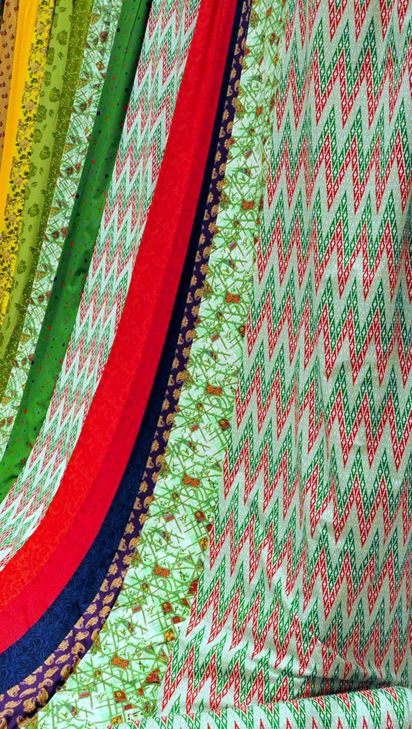 В международной текстильной выставке принимают участие ведущие компании и известные модельеры