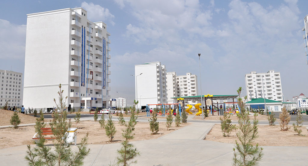 More than 230 families in Ashgabat celebrate housewarming parties in Parahat 7/4 residential area