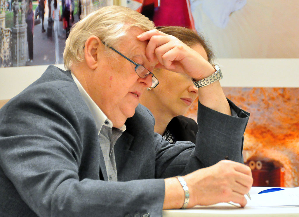 Ashgabat holds the exhibition and conference dedicated to health care sphere