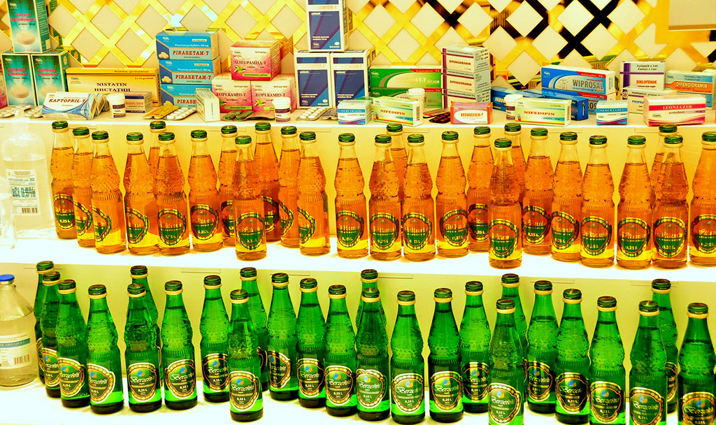 Ashgabat holds the exhibition and conference dedicated to health care sphere