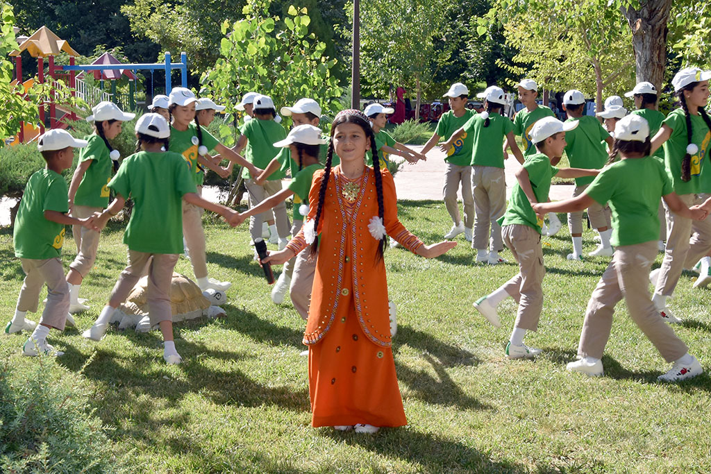 Çagalaryň tomusky dynç alyşy; sport, şadyýanlyk, döredijilik we ... täze bilimler