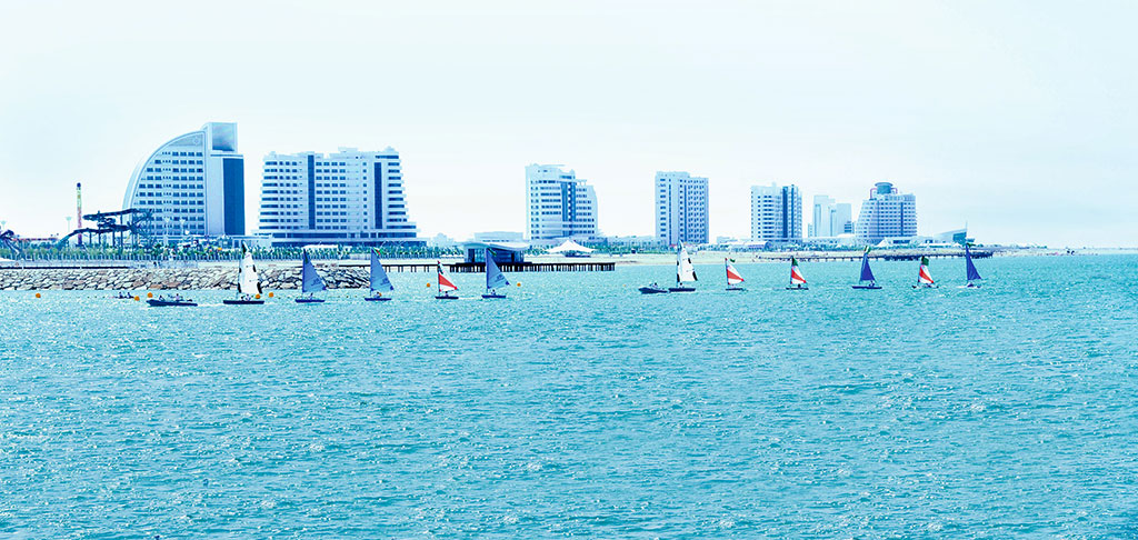 The Head of the State made cycling ride on the Caspian Sea coast 