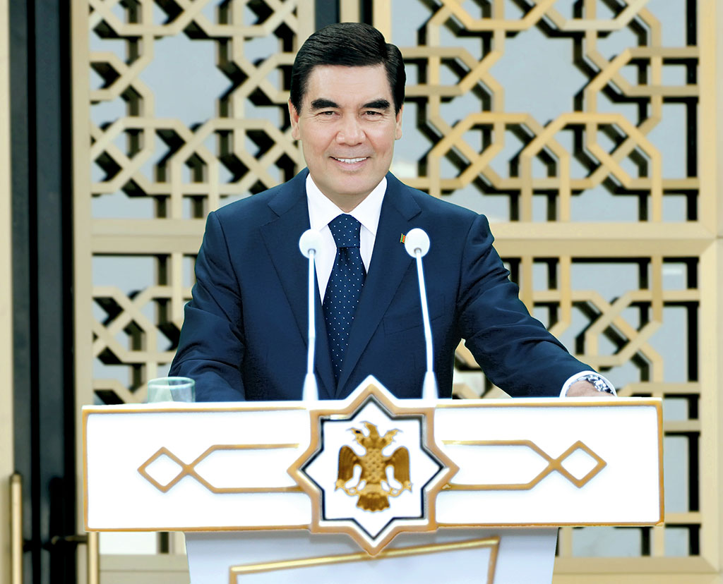 Hormatly Prezidentimiz Gurbanguly Berdimuhamedow ekologiýa çäresine we durmuş maksatly desgalaryň açylyş dabarasyna gatnaşdy