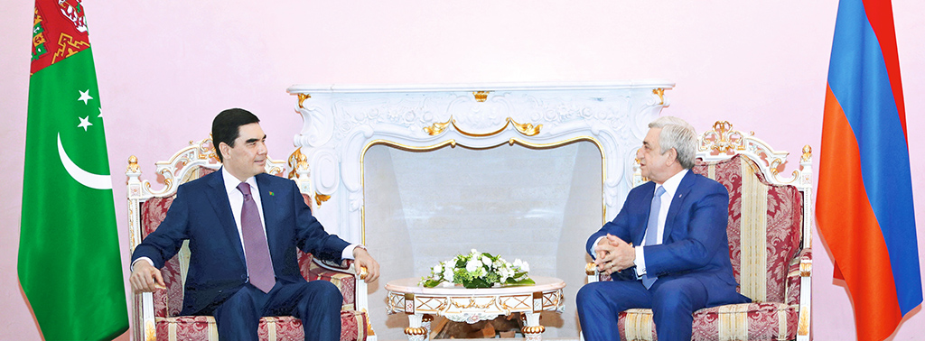 One-on-one talks between the Presidents of Turkmenistan and Armenia