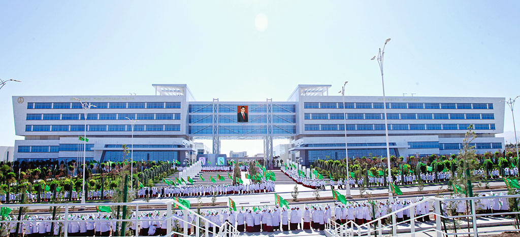 International Surgery and Endocrinology Centre is equipped with modern apparatus complexes 
