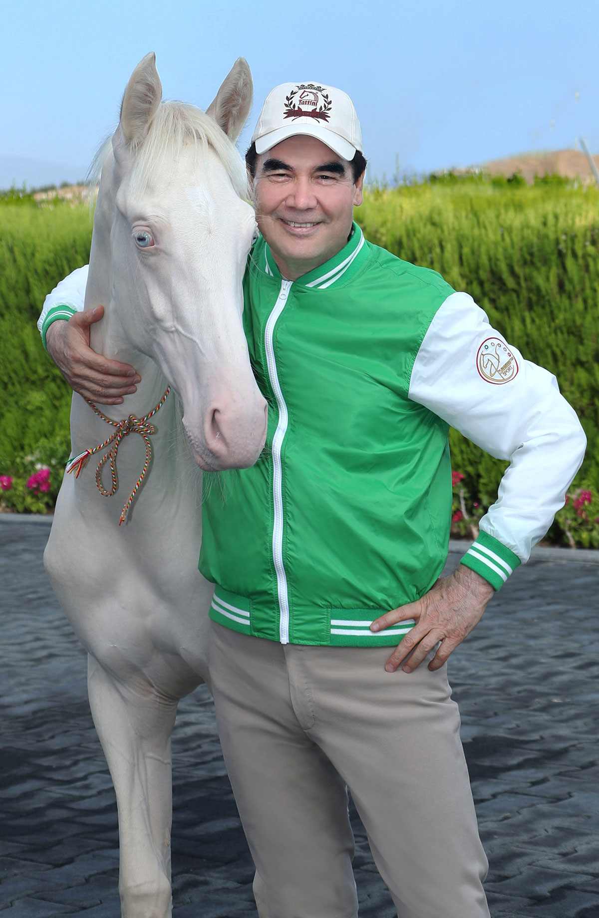 The head of state begins the work on a new book