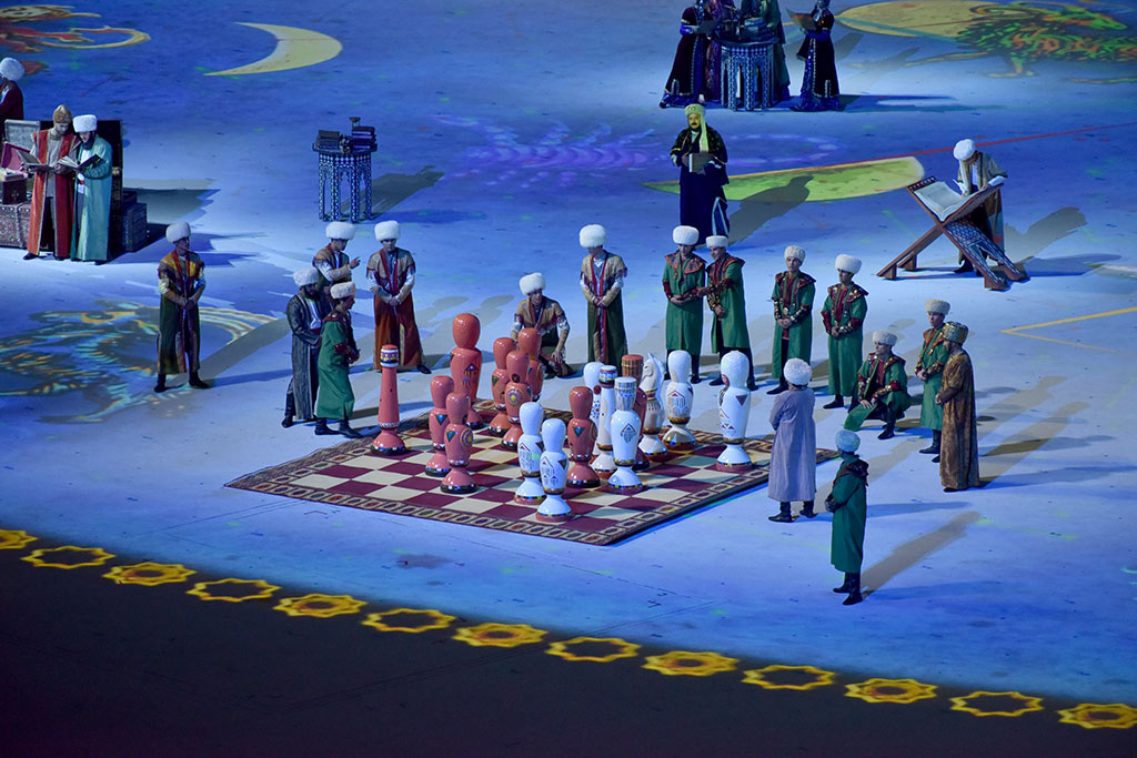 “Aşgabat 2017” oýunlarynyň açylyş dabarasynda türkmenleriň janlandyrylan taryhy: Dhistan we Köneürgenç