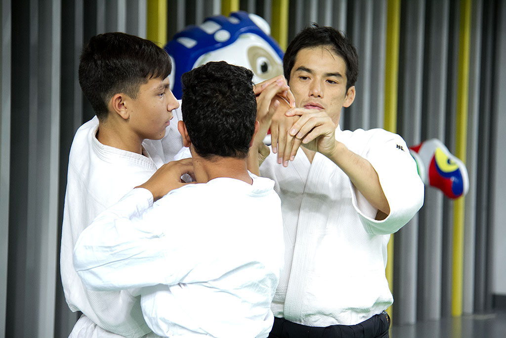 The bearer of VI dan Yuji Horikoshi conducted training for representatives of Turkmen aikido school