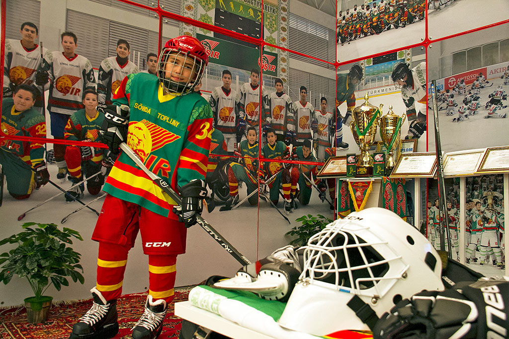 The aspects of international cooperation in educational and sport spheres are discussed in Ashgabat