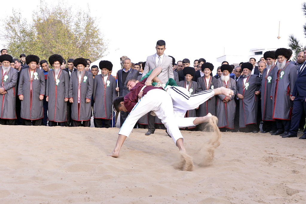 Turkmenistan citizens celebrate the Harvest Holiday