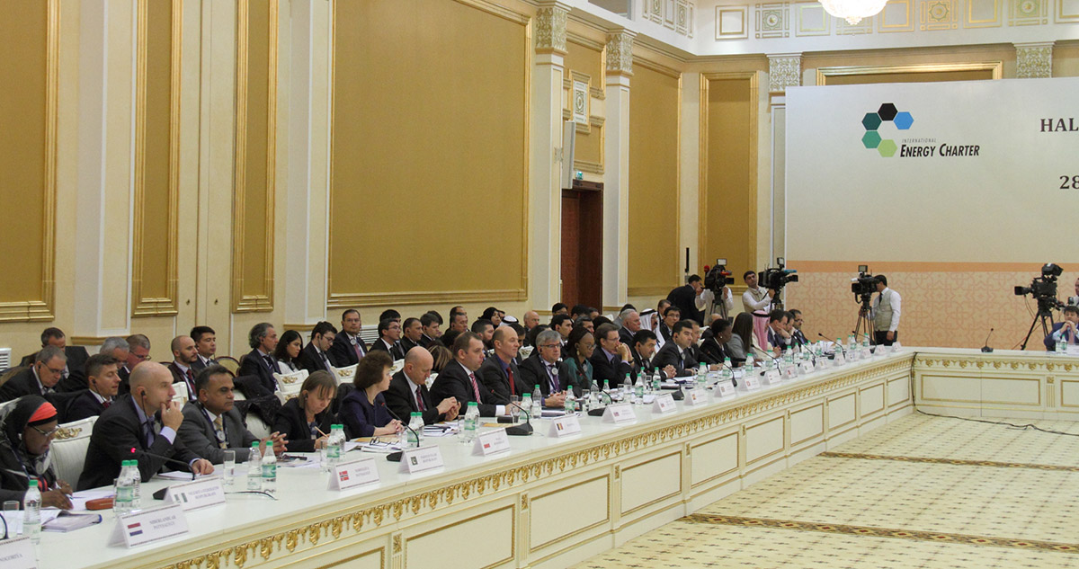 Development trends of global energy sphere are discussed in Turkmen capital