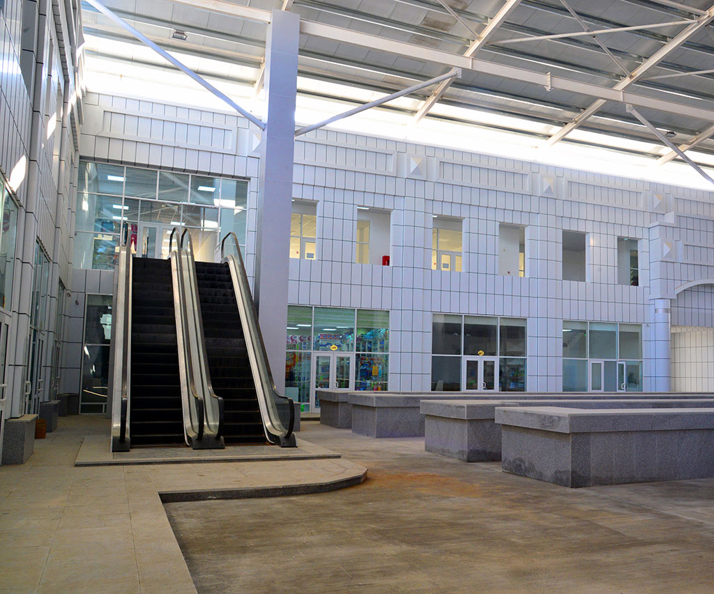 In the residential area, «Mir-7» is preparing to open a major shopping center